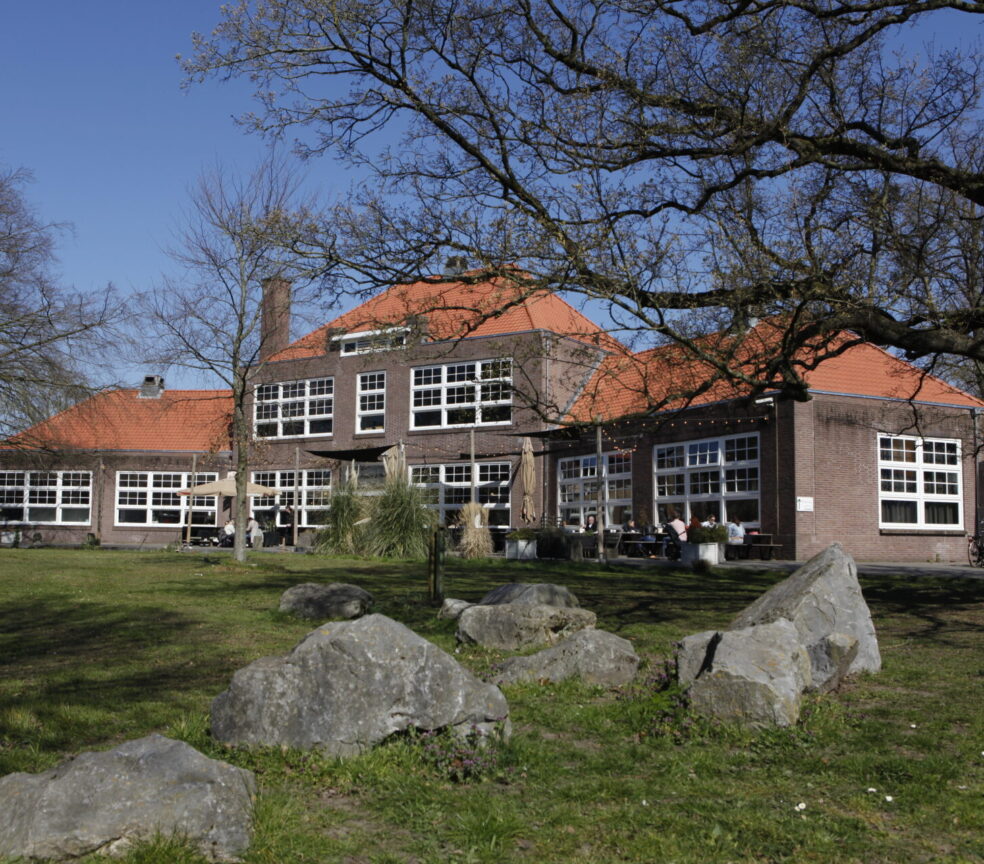 Vorstelijk Complex (voorm. Prins Bernhardschool)